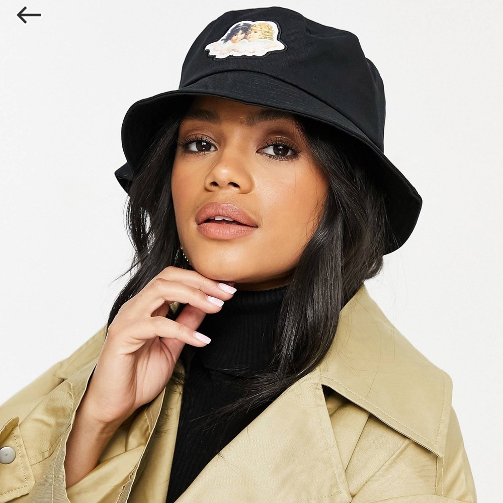 Fiorucci Vintage Angels Logo Bucket Hat in Black